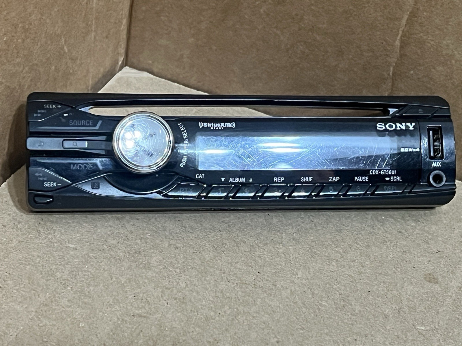 🦄Sony CDX-GT560UI Car CD Player Receiver Single DIN MP3 USB AUX SiriusXM Ready