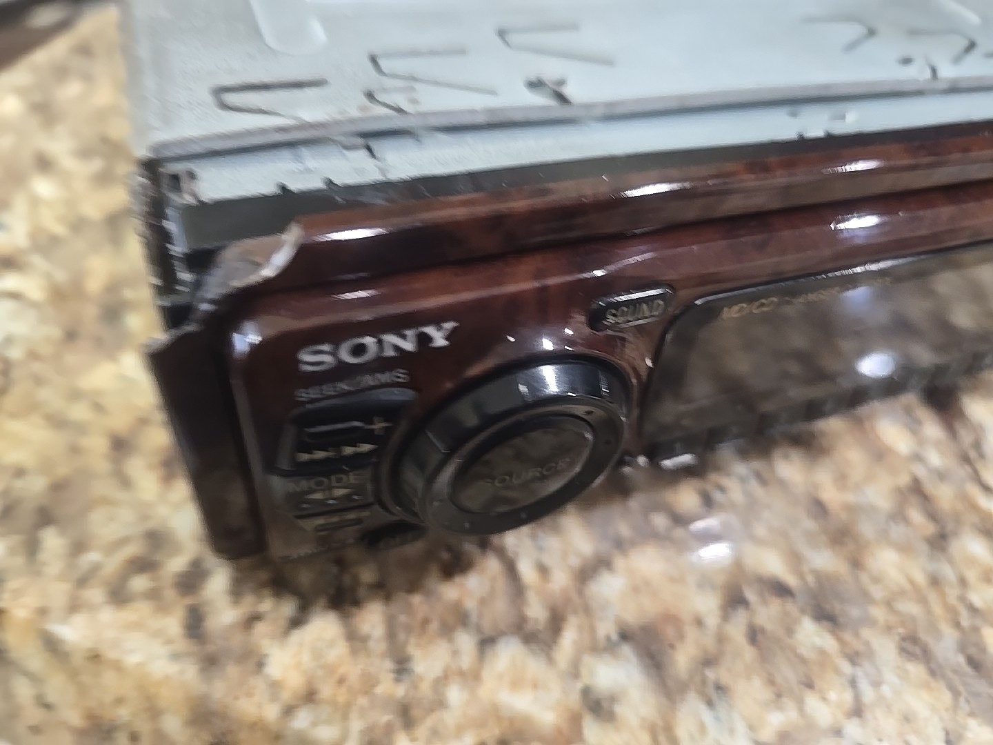 Sony XR-C550W