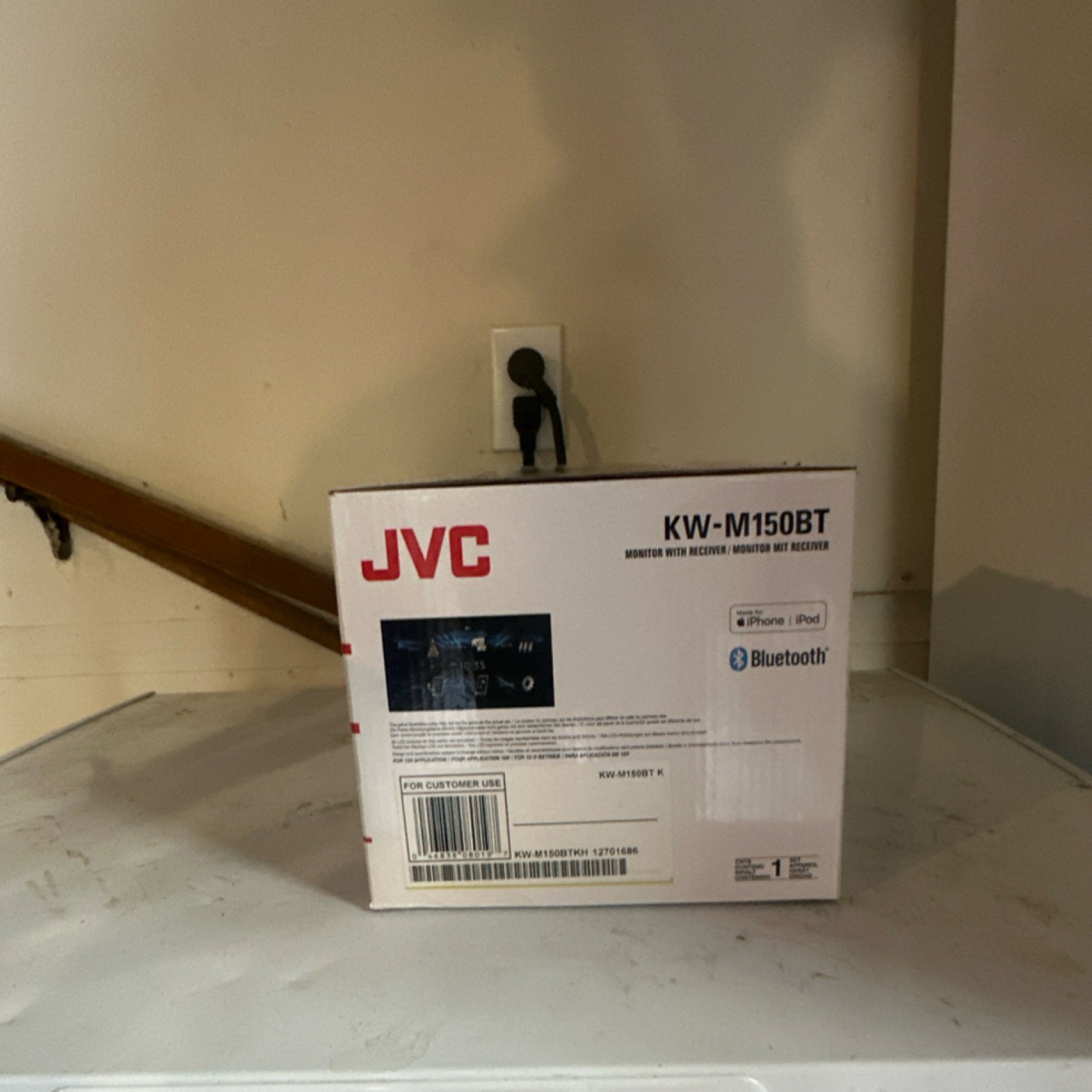 JVC KW-M150BT 2 DIN Touchscreen Digital Media Receiver w/ Bluetooth USB Input