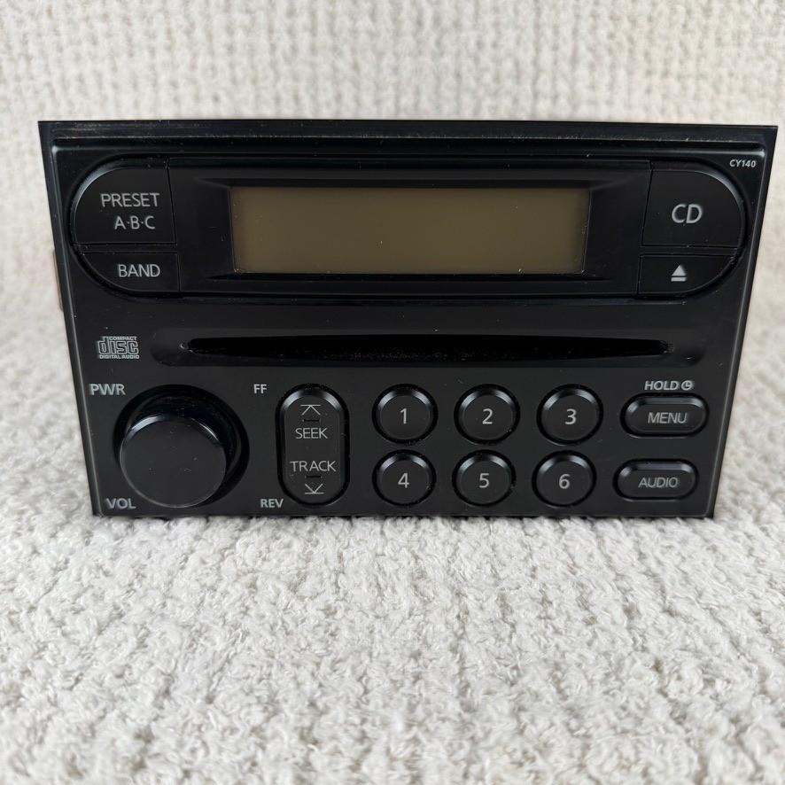 02-04 Nissan Frontier Xterra Radio AM FM CD Player OEM Head Unit 28185 8Z400