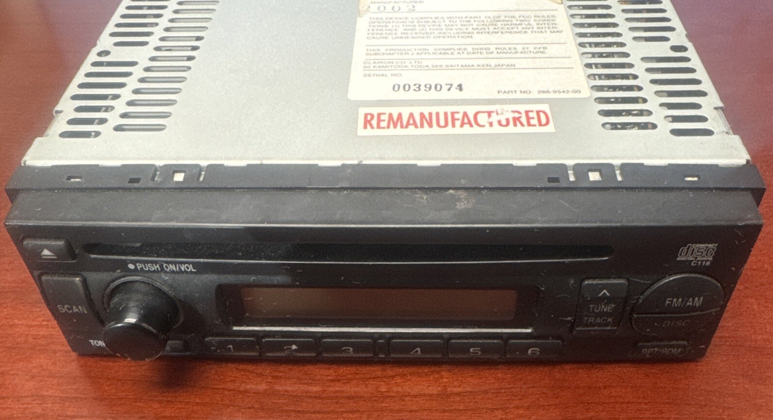 Subaru Clarion PF-2364B-A CD Radio Stereo 12V Am/FM, 2002 286-9542-00