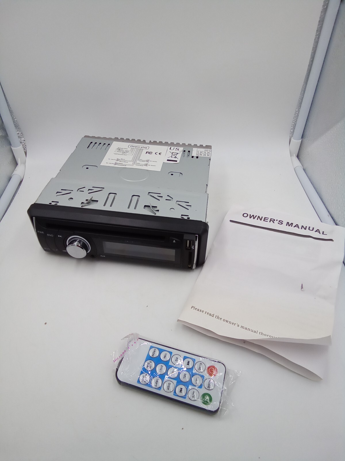 A Player With Clock Unbranded No Model Number With Remote And Manual