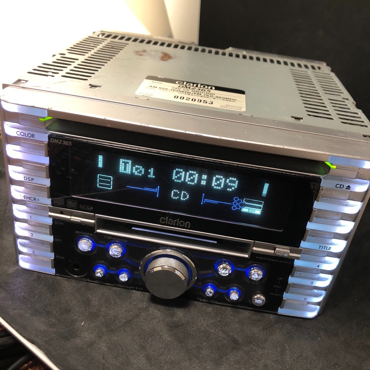 Clarion DMZ365 MD/CD player with car stereo harness working