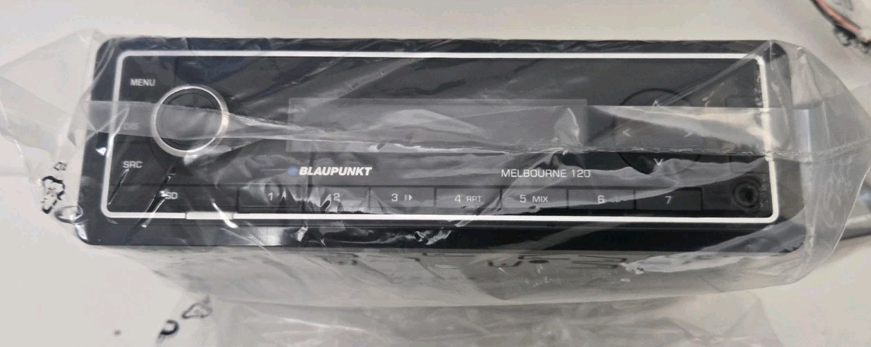 Blaupunkt Melbourne 120 Car Radio Stereo Receiver Brand New In Box NIB Mechless