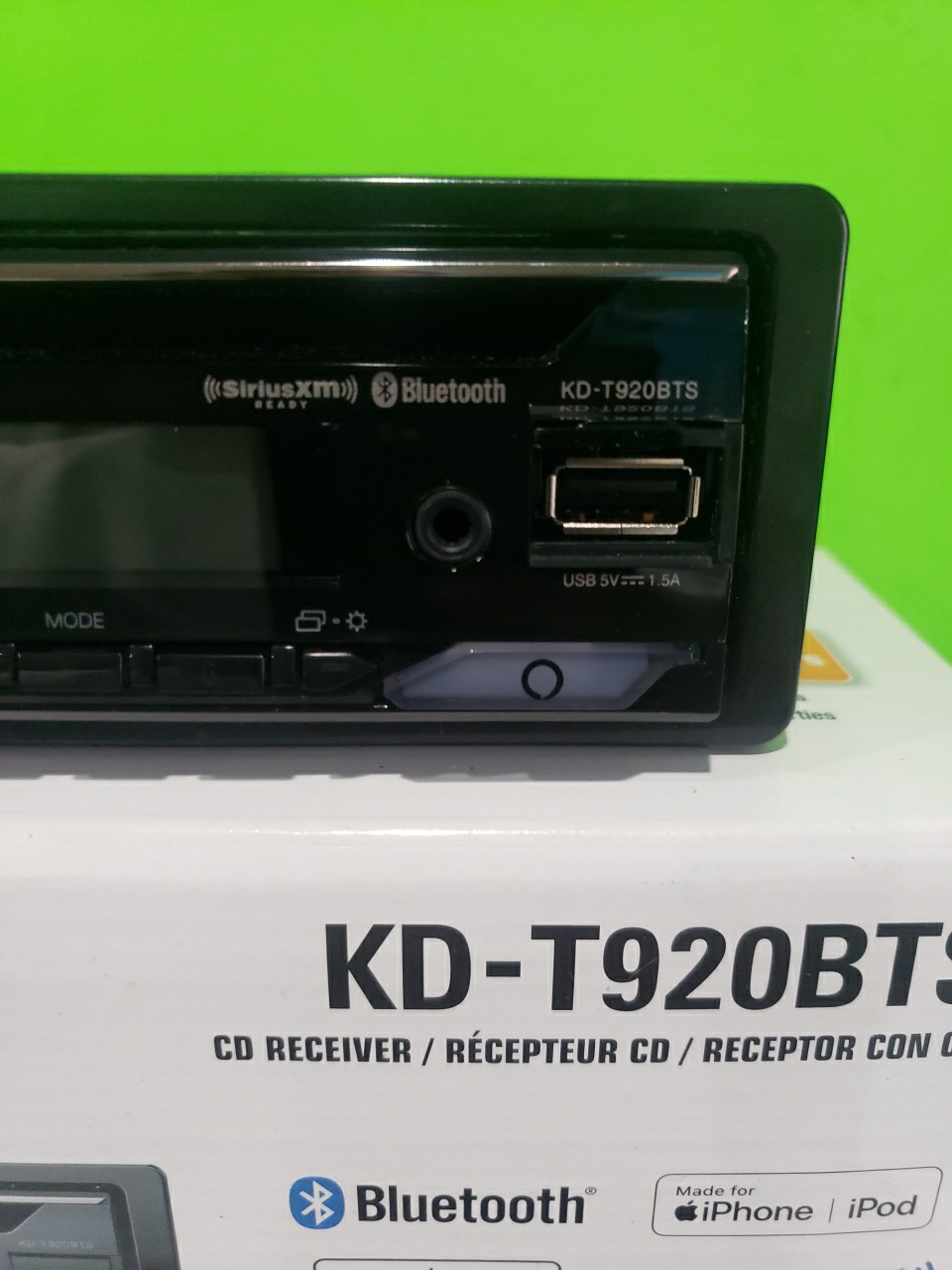 NIB JVC KD-T920BTS 1-DIN, AM/FM/CD Car Audio Receiver w/ Bluetooth USB Open Box