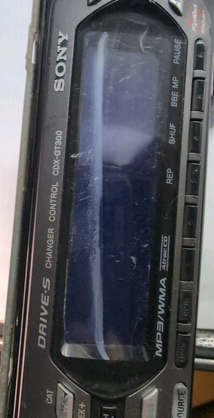Sony AM/FM Automotive Compact Disc Player CDX – GT300 DRIVE S / See Description