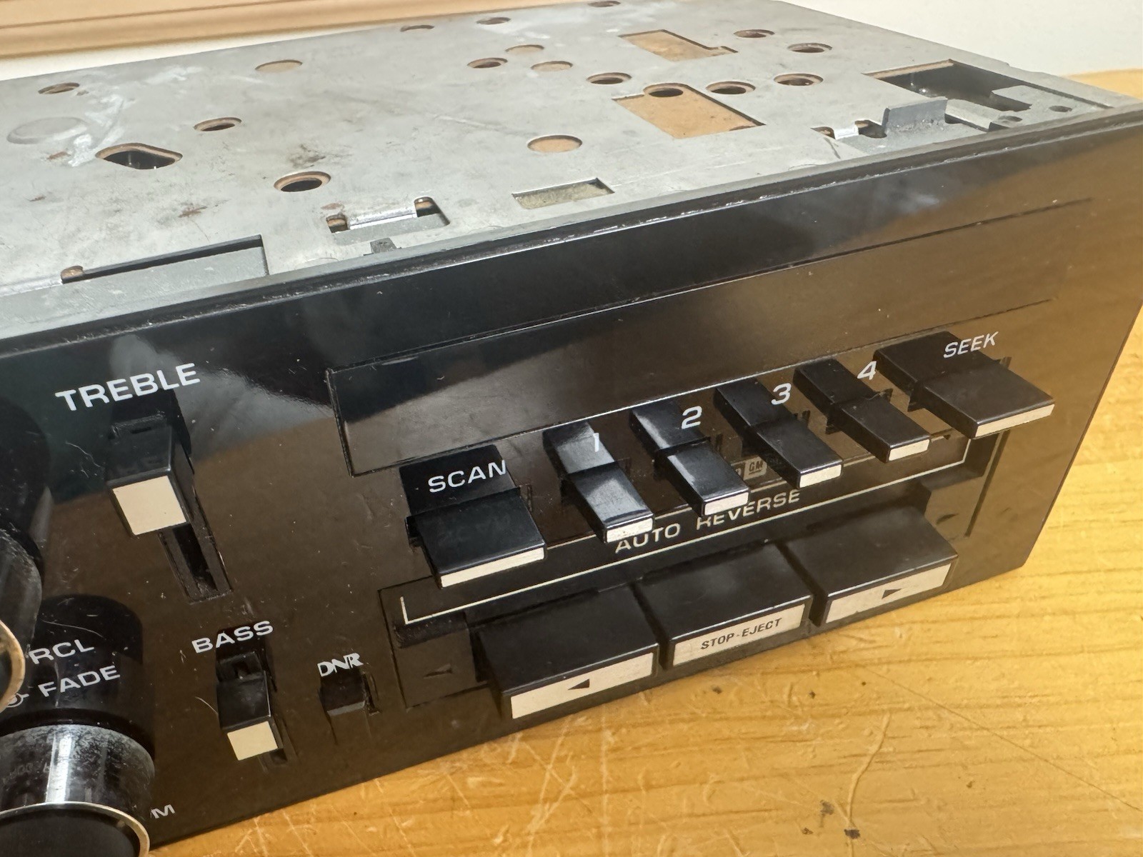 86-88 Camaro Blazer Truck Delco GM AM/FM Cassette Car Radio Receiver