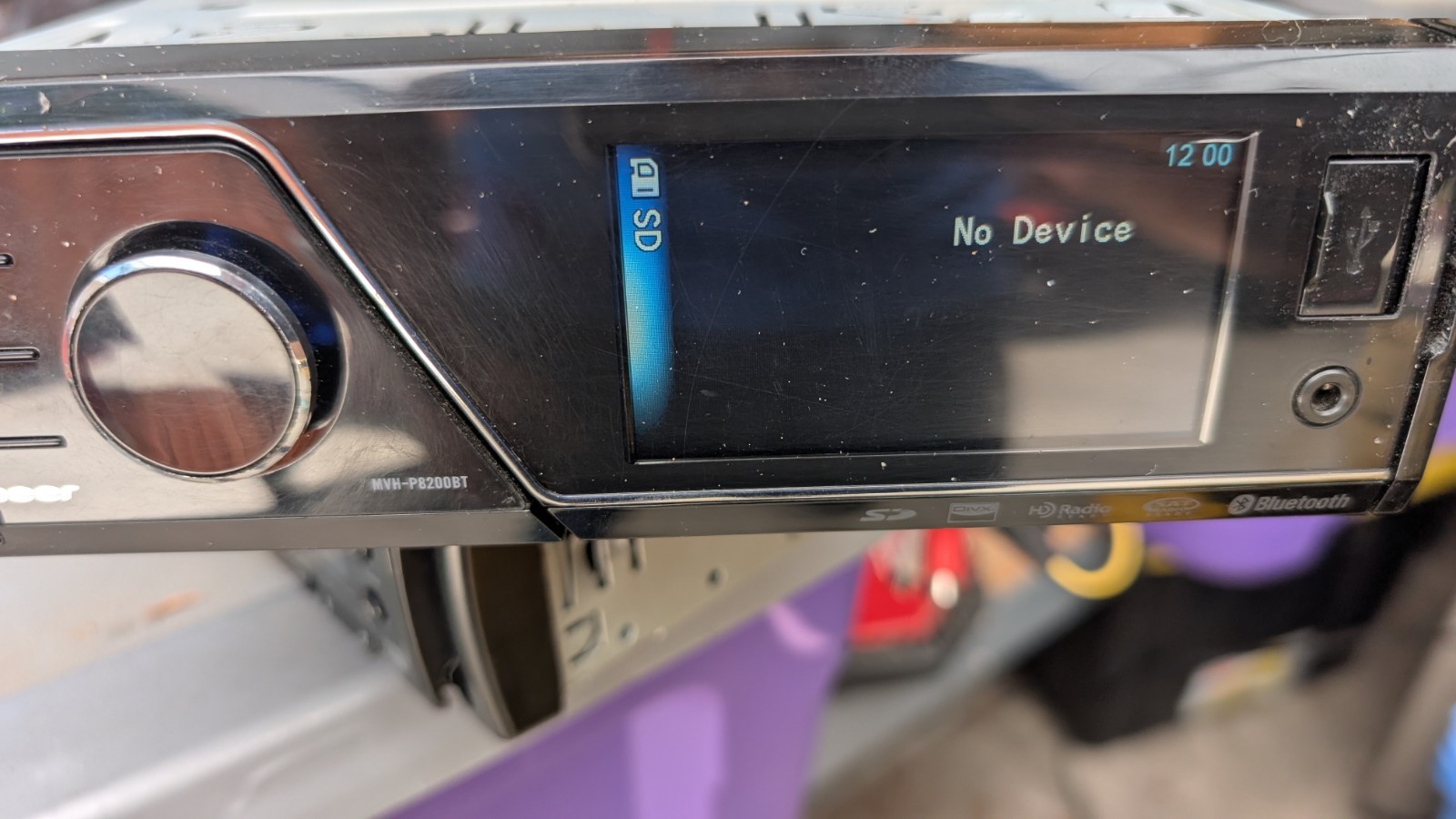 2010 Pioneer MVH-P8200BT Digital Media Receiver Head Unit Car Audio Untested