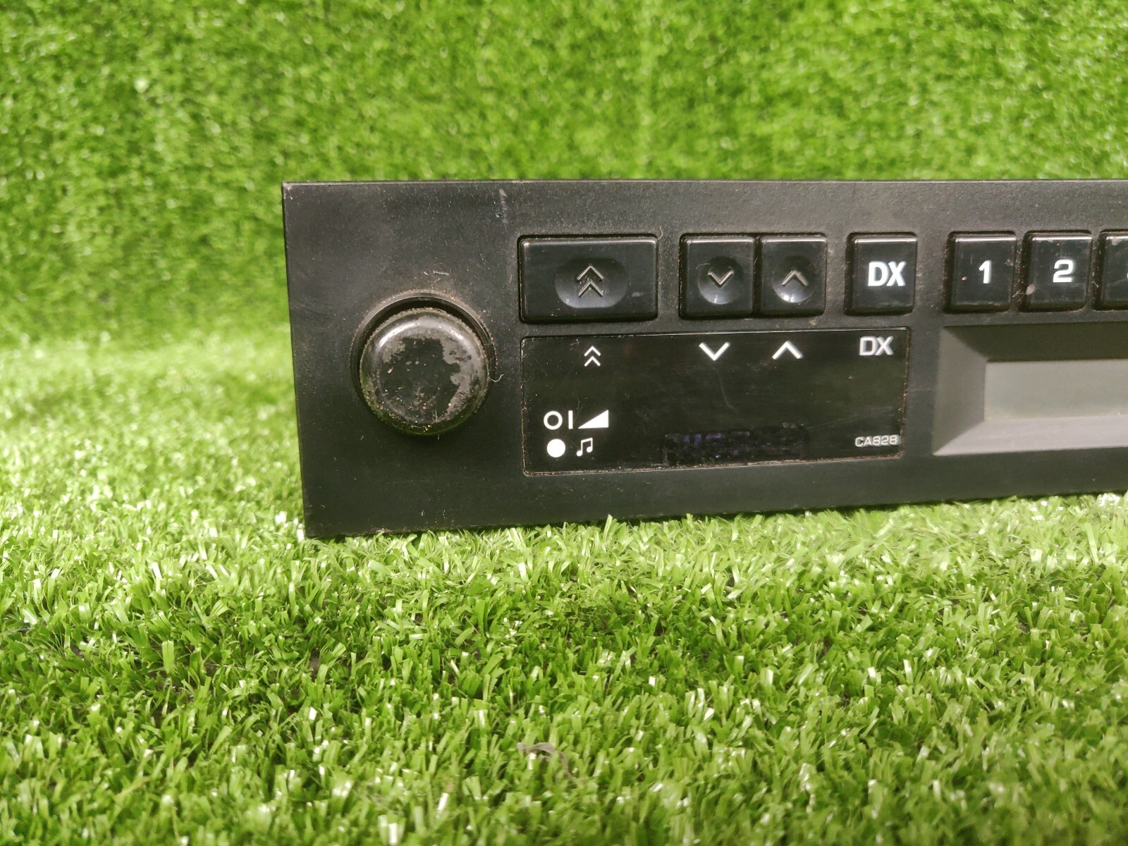 Nissan Clarion Rn-9113u Rn9113u 286-6976-00 286697600 Original Car Radio