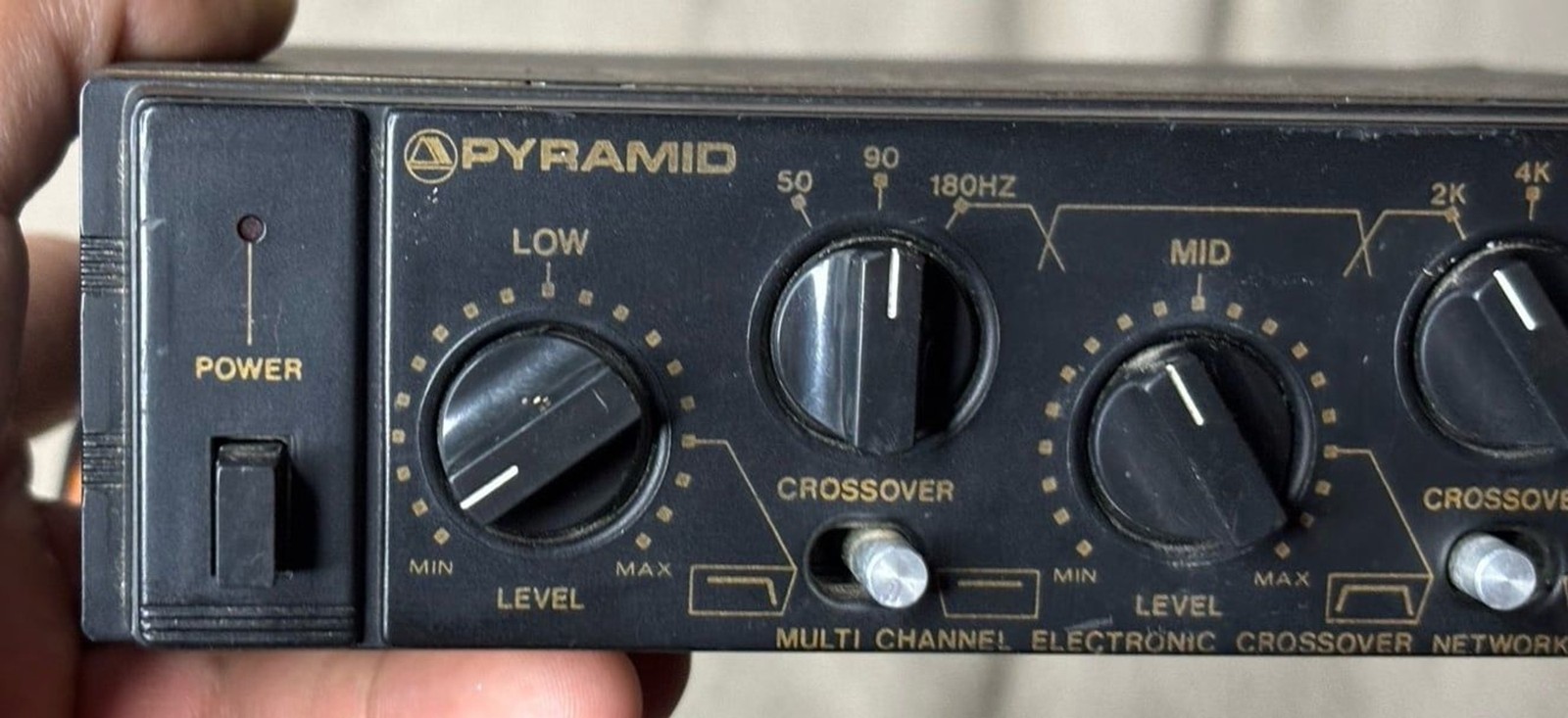 Pyramid CR70 Gold Series Black Multi-Channel Electronic Crossover Network