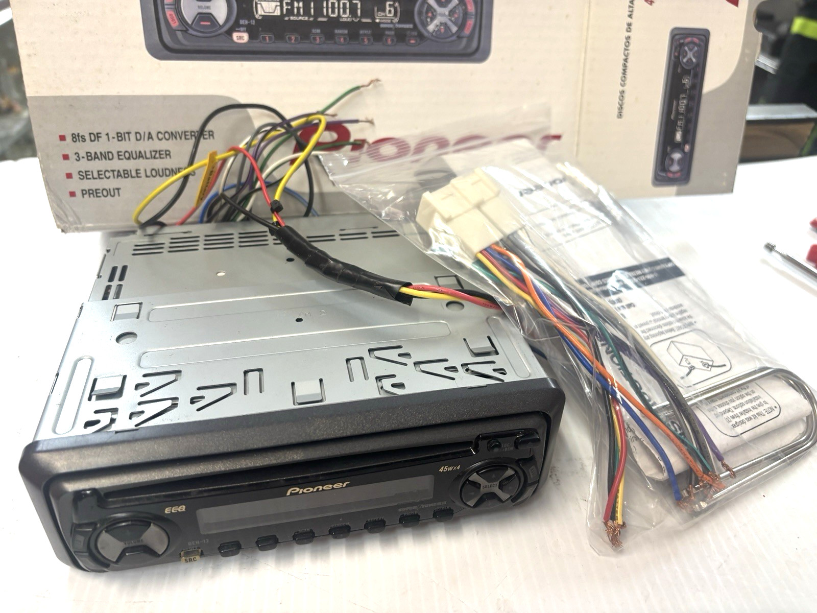 Pioneer High Power Cd Player, radio DEH-12 at 45w, Appears NOS