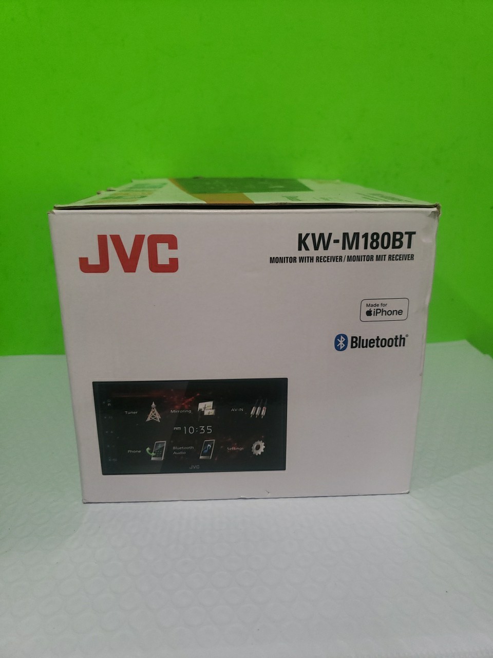 JVC KW-M180BT, 2-DIN Digital Media Receiver, w/ Bluetooth Good Condition
