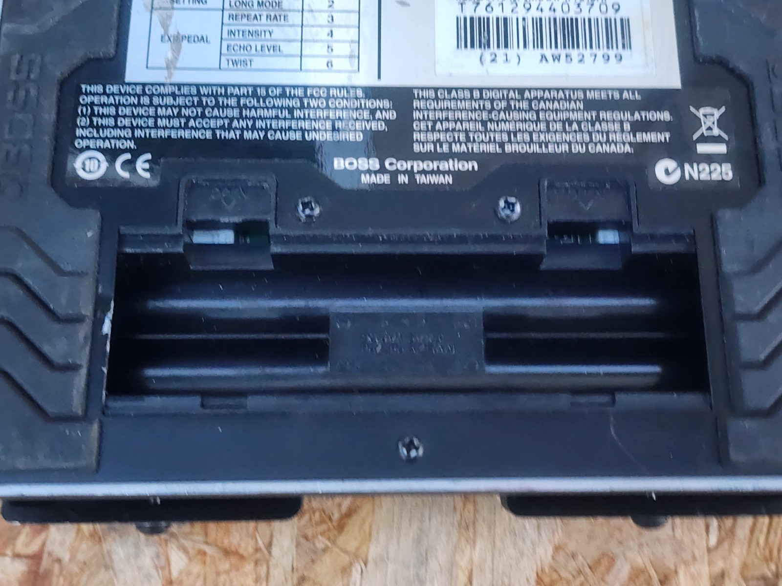 BOSS ROLLAND Space Echo RE 20 COSM RE-201 vintage Electronic Music Gear Reverb