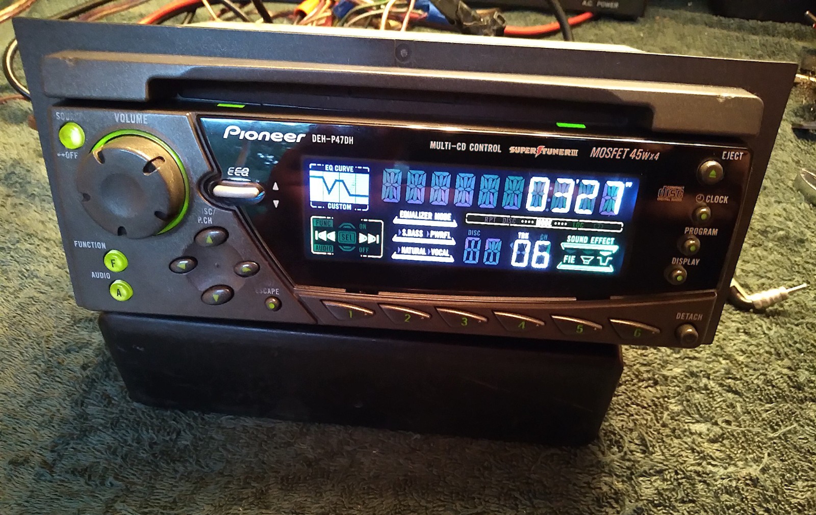 Pioneer DEH-P47DH, din 1.5 GM/Chrysler Fit CD Receiver, CD Changer Controller
