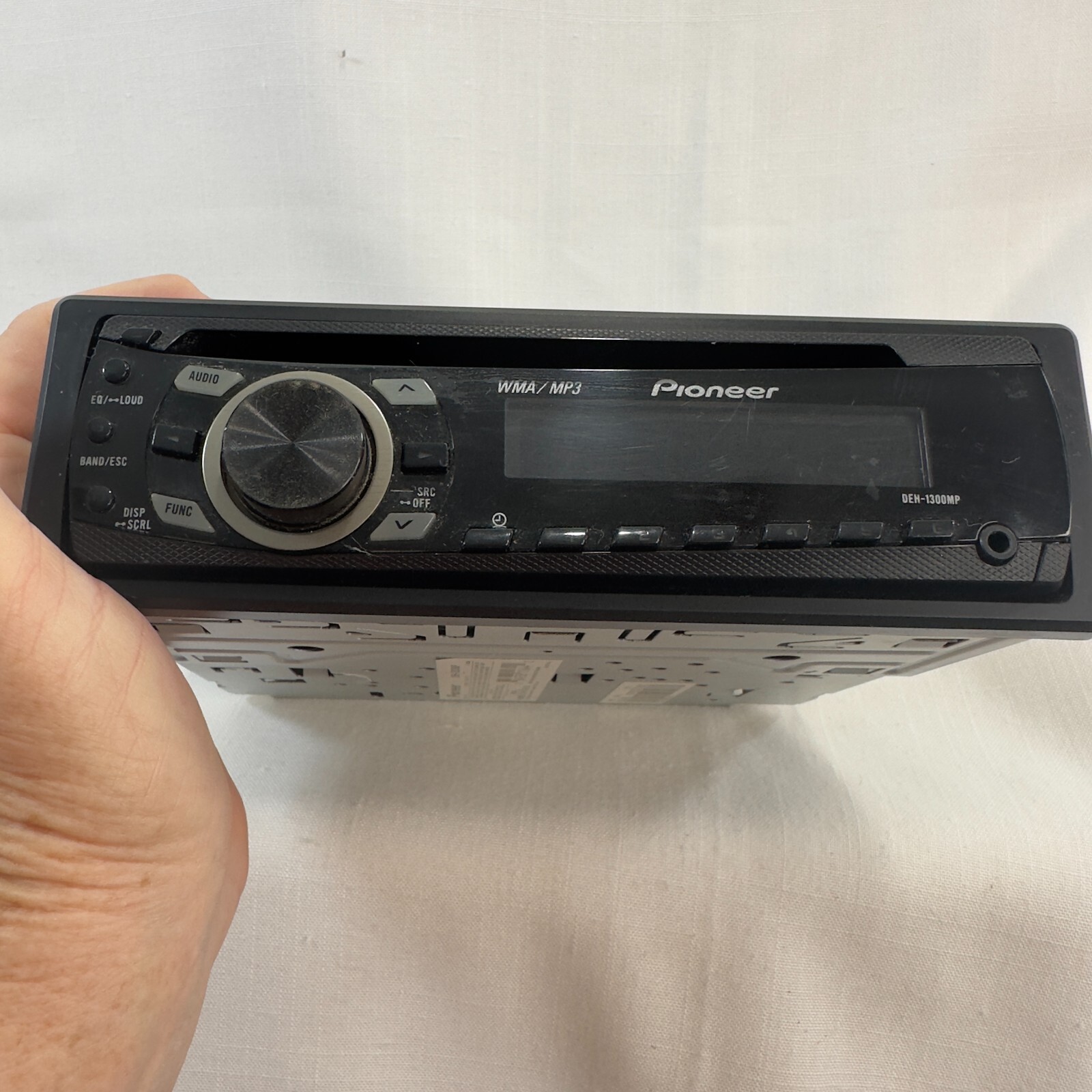 PIONEER CAR STEREO CD PLAYER DEH-1300MP -This is as is no way to check condition