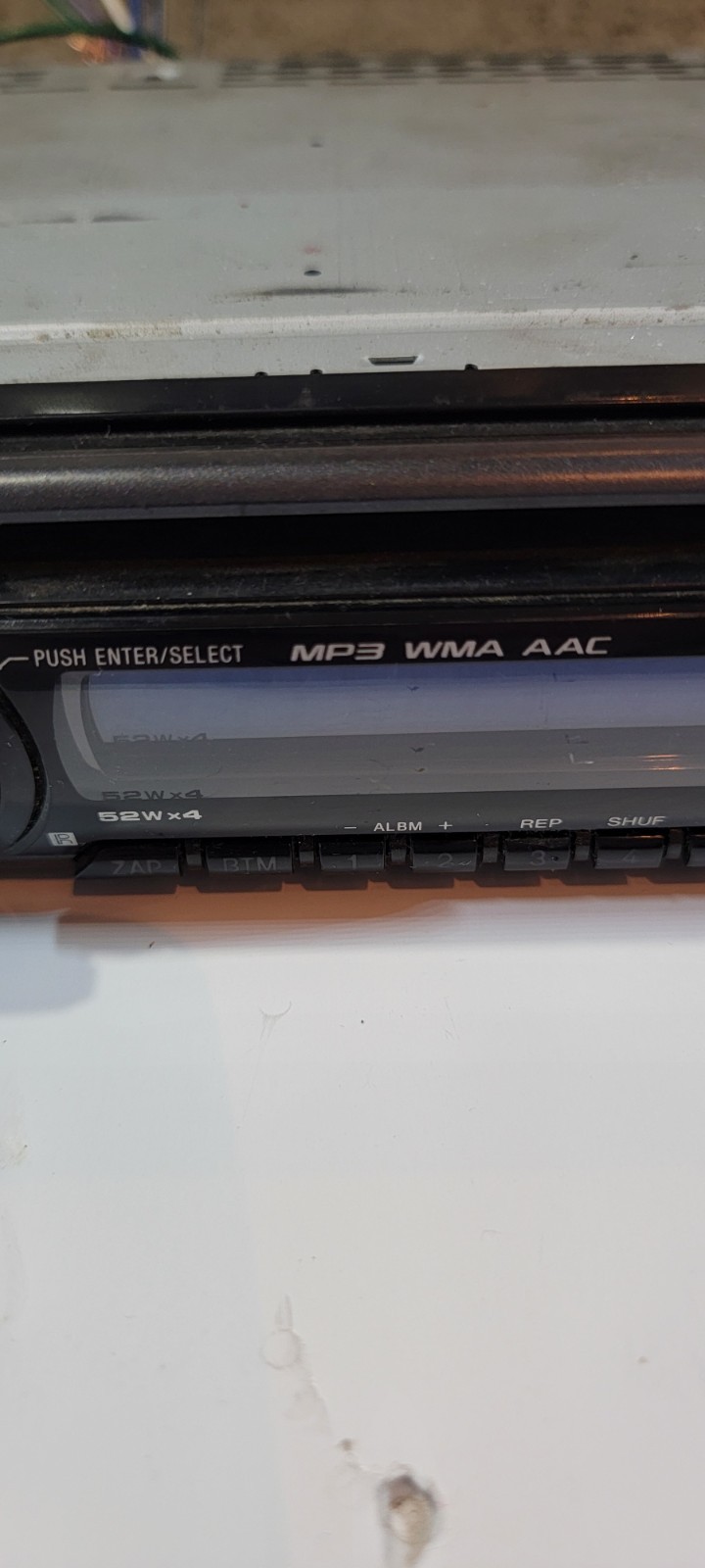 Sony Xplod CDX-GT35U AM FM CD Player Car Stereo No Harness