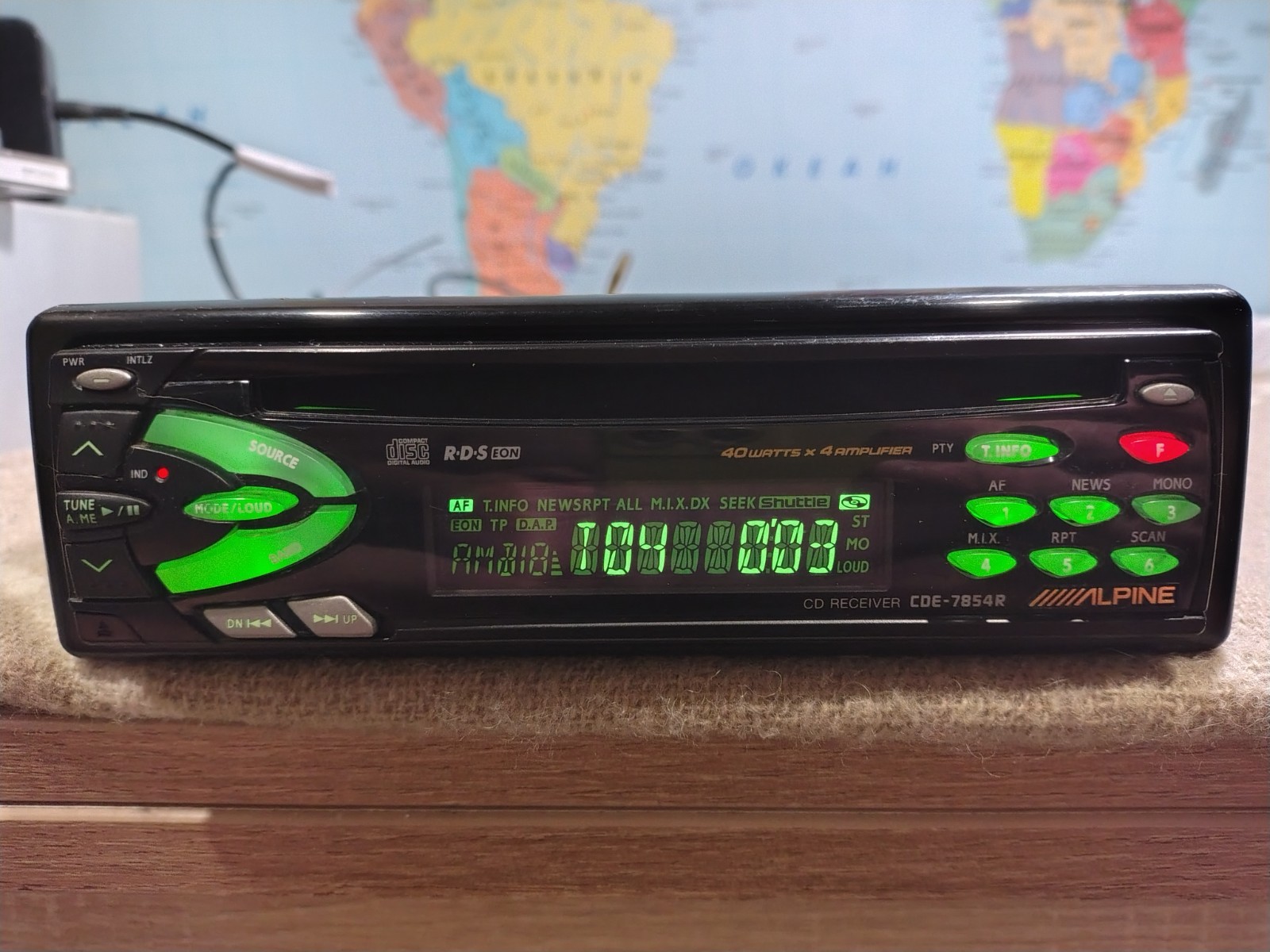 Alpine CDE-7854R Car Stereo Mobile Media Receiver Fully Working Good Shape