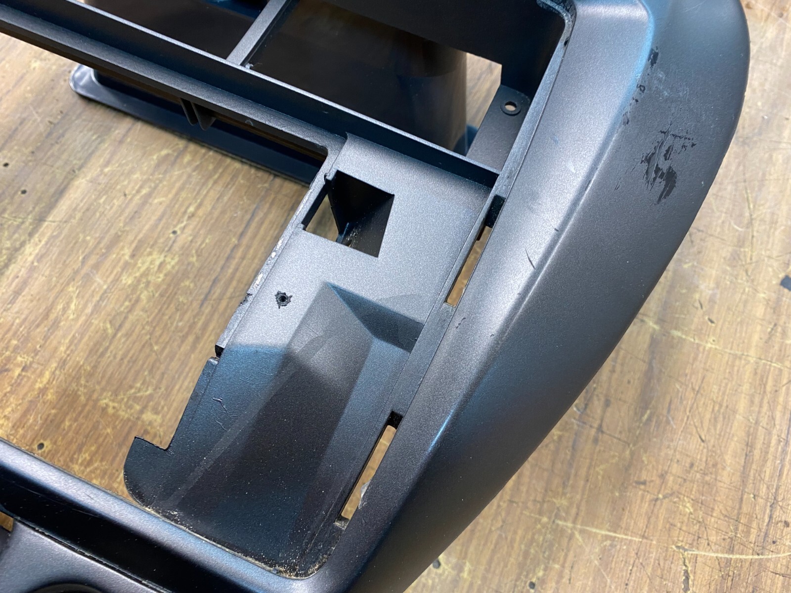 Ford Falcon AU S2,S3 Dash A/C Stereo Surround Dash Trim