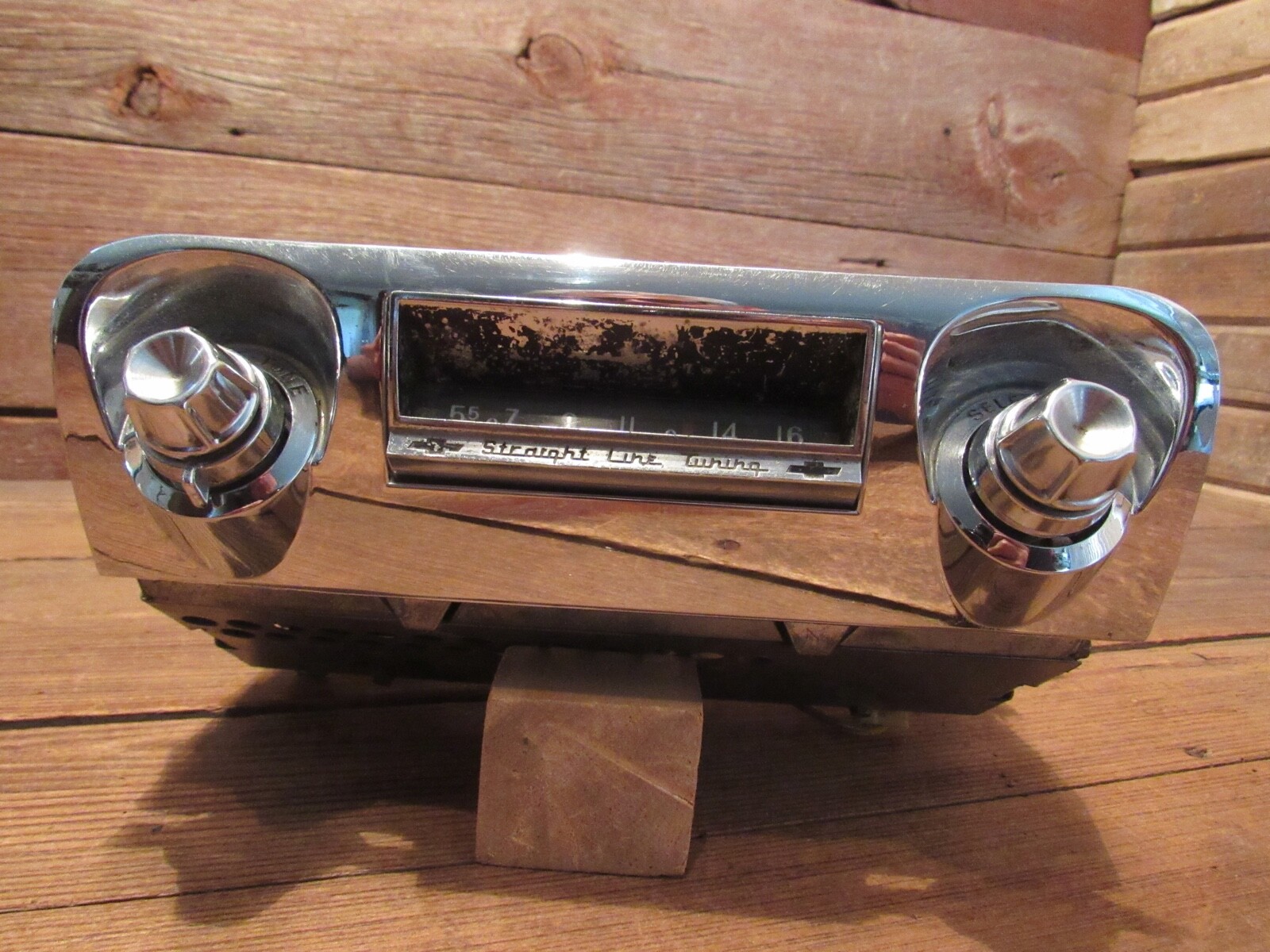 Vintage 1950’s Chevy Chevrolet Car Tube AM Tuner Radio Complete w/ Bezel & Knobs