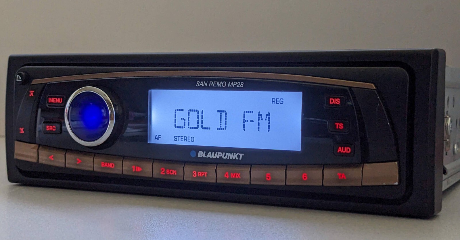 Blaupunkt San Remo MP28 7 648 491 11 Original Car Radio CD MP3 Aux-In 4×40 Watt