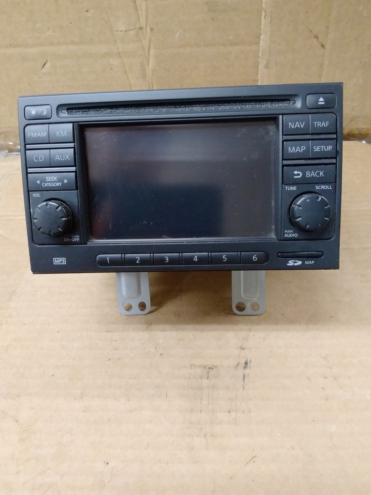 2013 Nissan Rogue AM FM 6 Disc CD Navigation Radio Receiver W/O Surround View