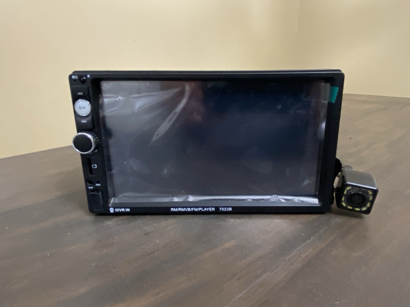 Double DIN Car Stereo 7” Touch Screen Bluetooth Remote Control