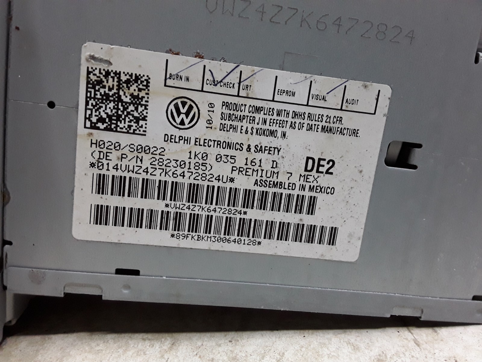 06 07 08 09 10 Volkswagen Golf Tiguan AM FM CD radio receiver OEM 1K0 035 161 D
