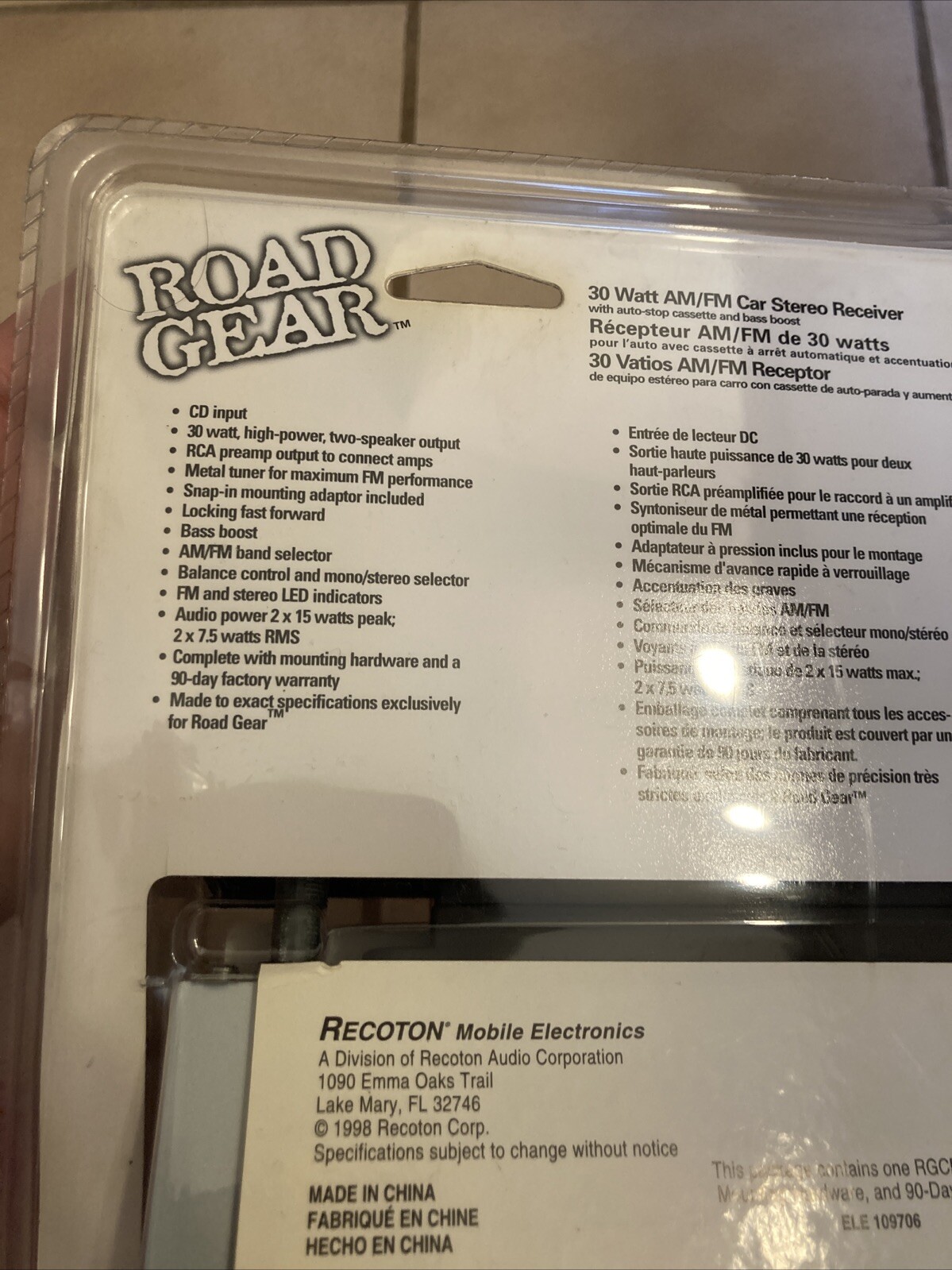 Road Gear 30 Watt AM/FM Car Stereo Cassette Tape Player Receiver New Sealed