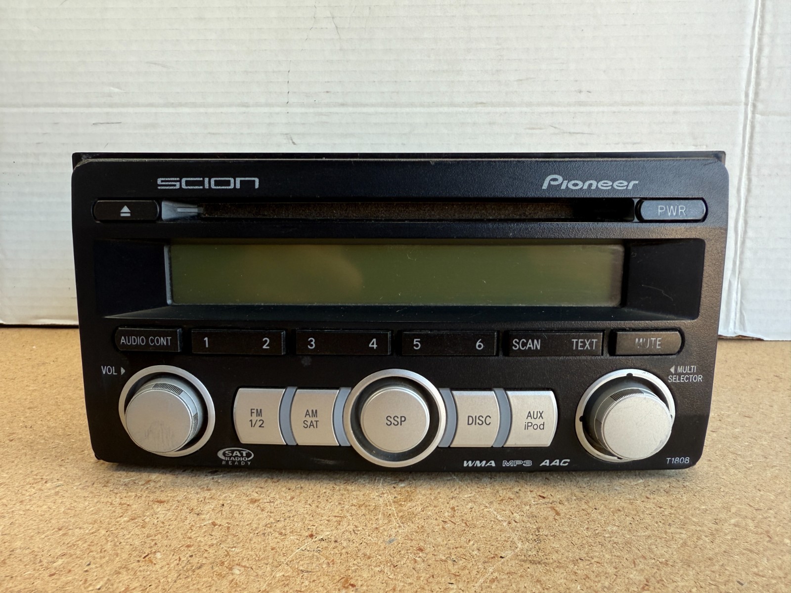 2008-2011 Toyota Scion In-Dash Car CD AM/FM Radio Receiver PT546-00080 T1808