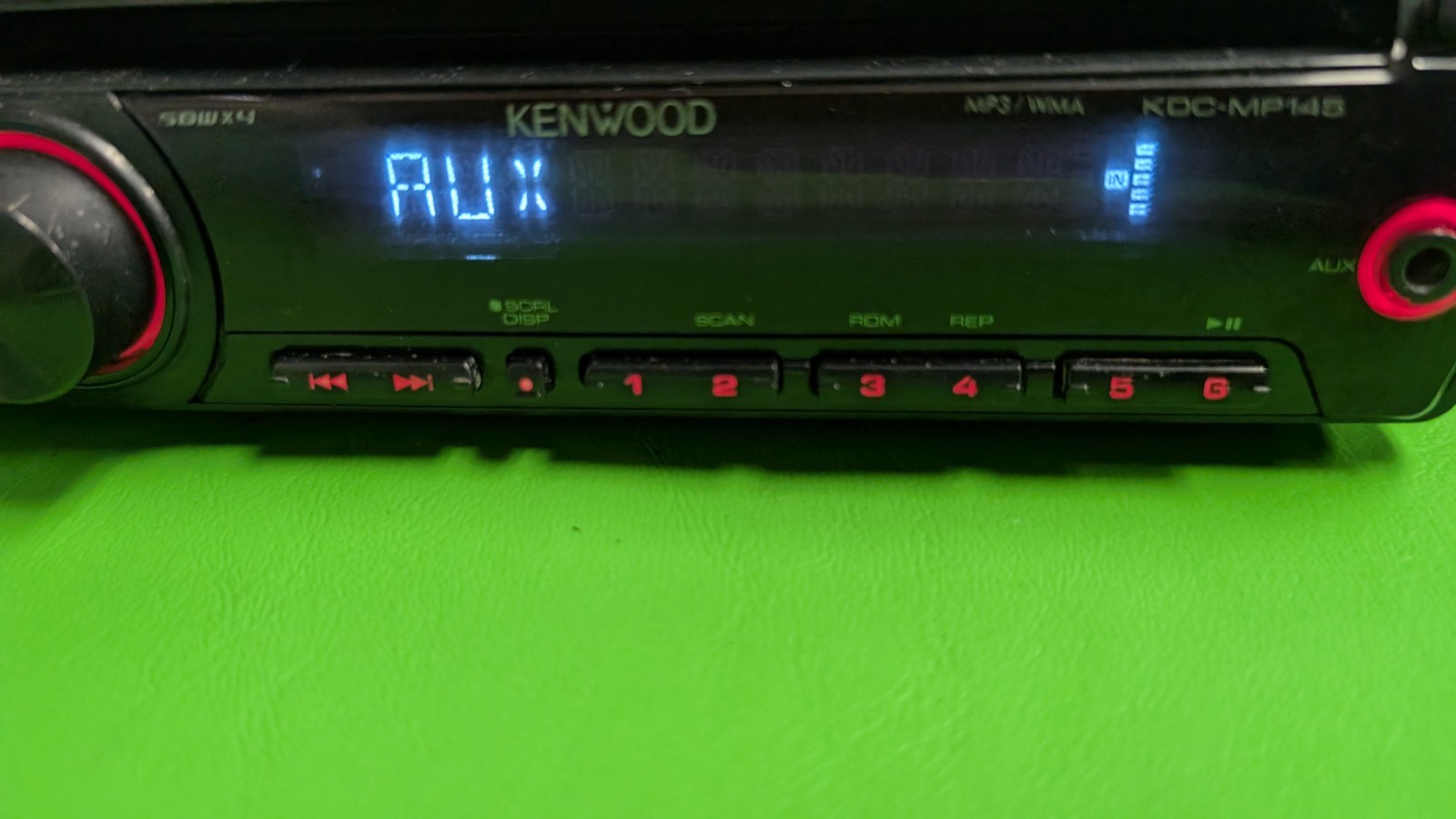 Kenwood KDC-MP145 radio receiver stereo Head Unit UNTESTED