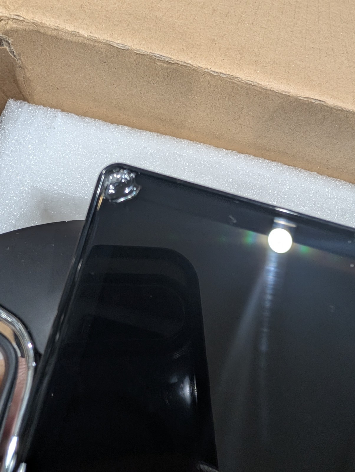 15.6″ Android 13 Screen Car Radio For 19-22 Chevrolet Silverado GMC For Parts