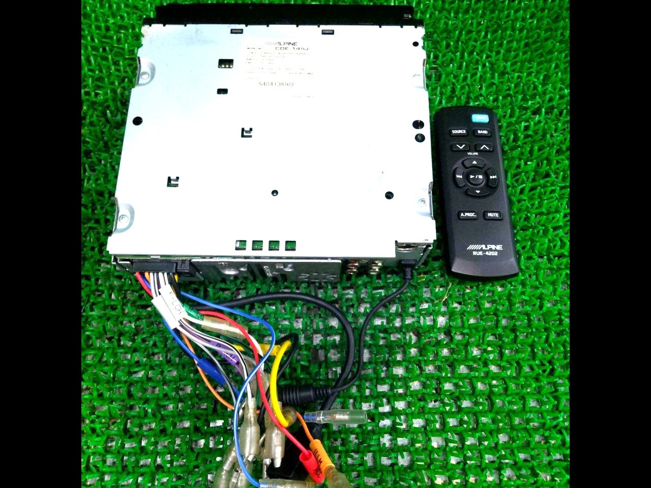 ALPINE CDE-145J Single DIN Car Stereo Receiver Tested Working USB CD w/ Remote