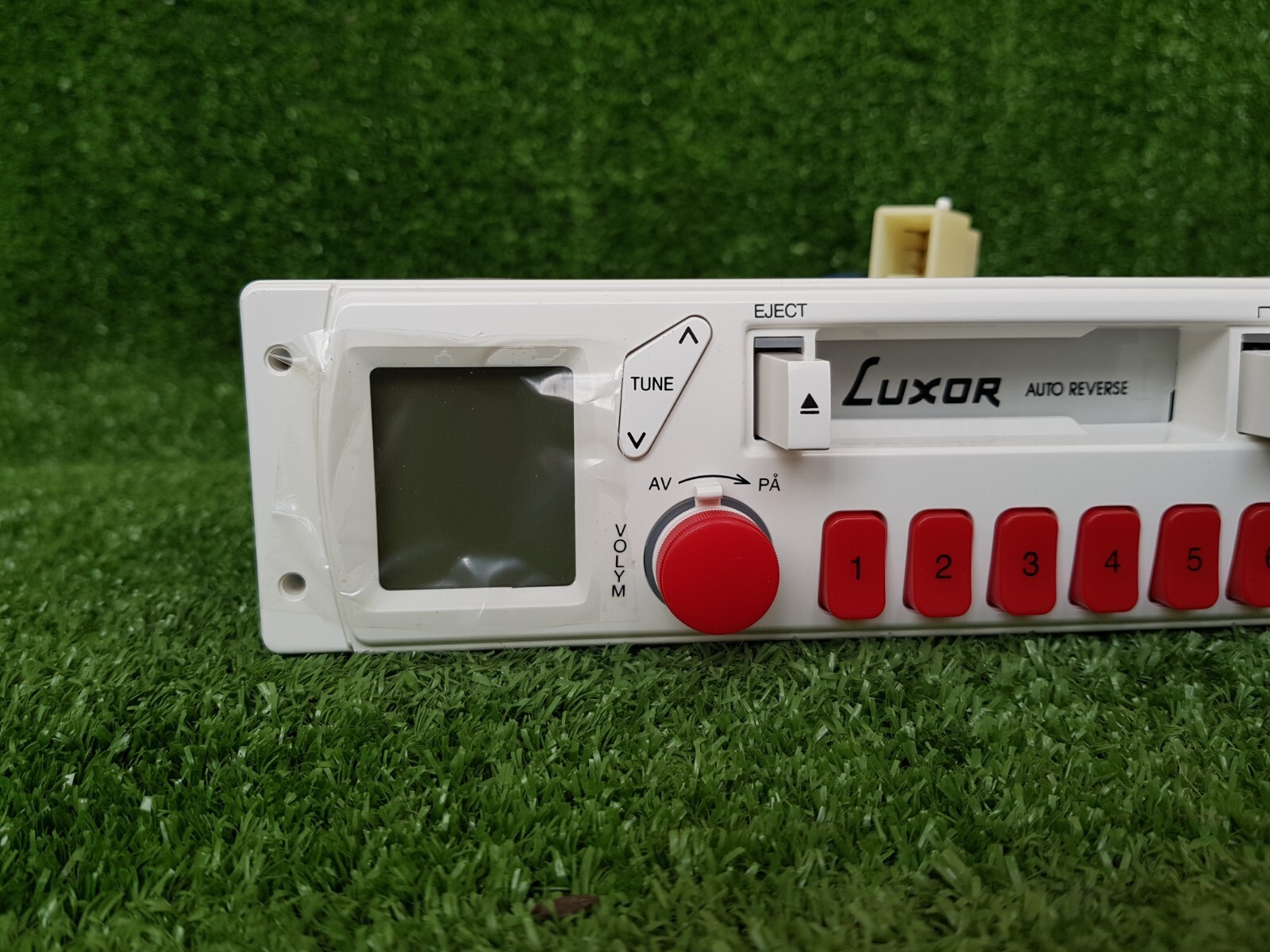 White Luxor Fm Stereo Radio Auto Reverse Cassette Plalyer With Box