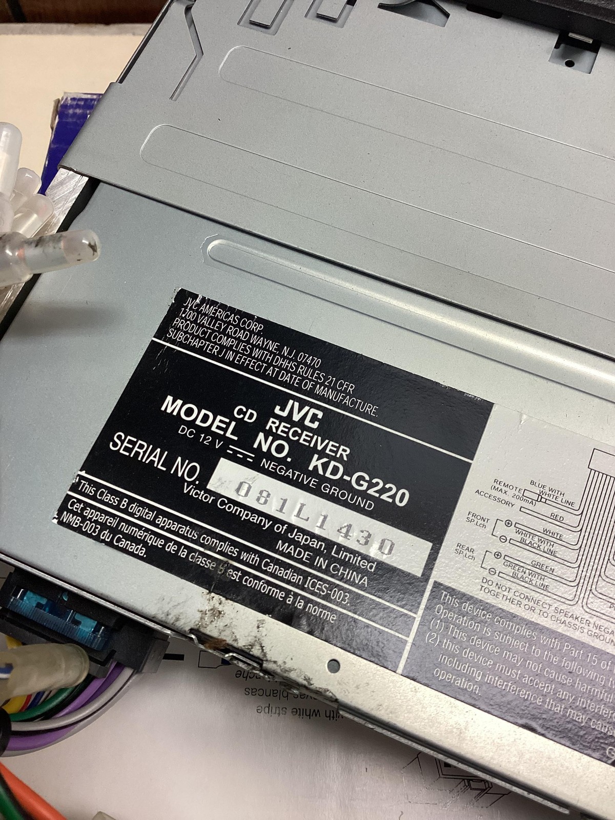 JVC KD-G220 Car CD Receiver 1 DIN WMA MP3 Player Detachable Face Stereo In Dash