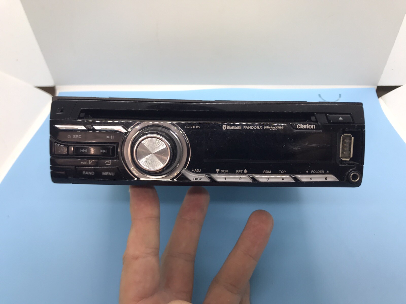 Clarion CZ305 CD MP3 Bluetooth Sirius Pandora Radio Player USB Aux.