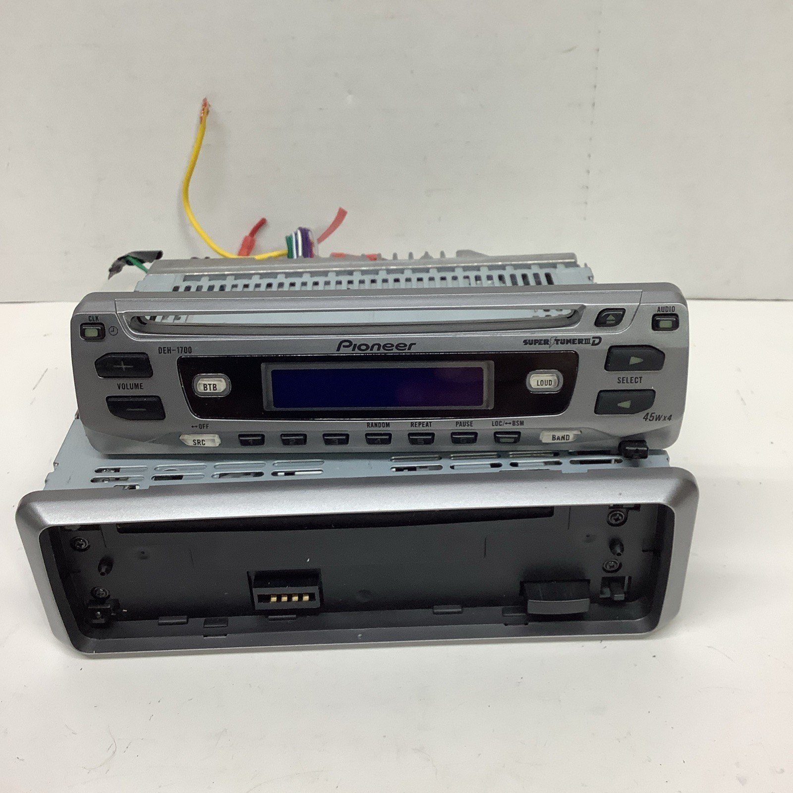 Pioneer DEH 1700 Tested Working