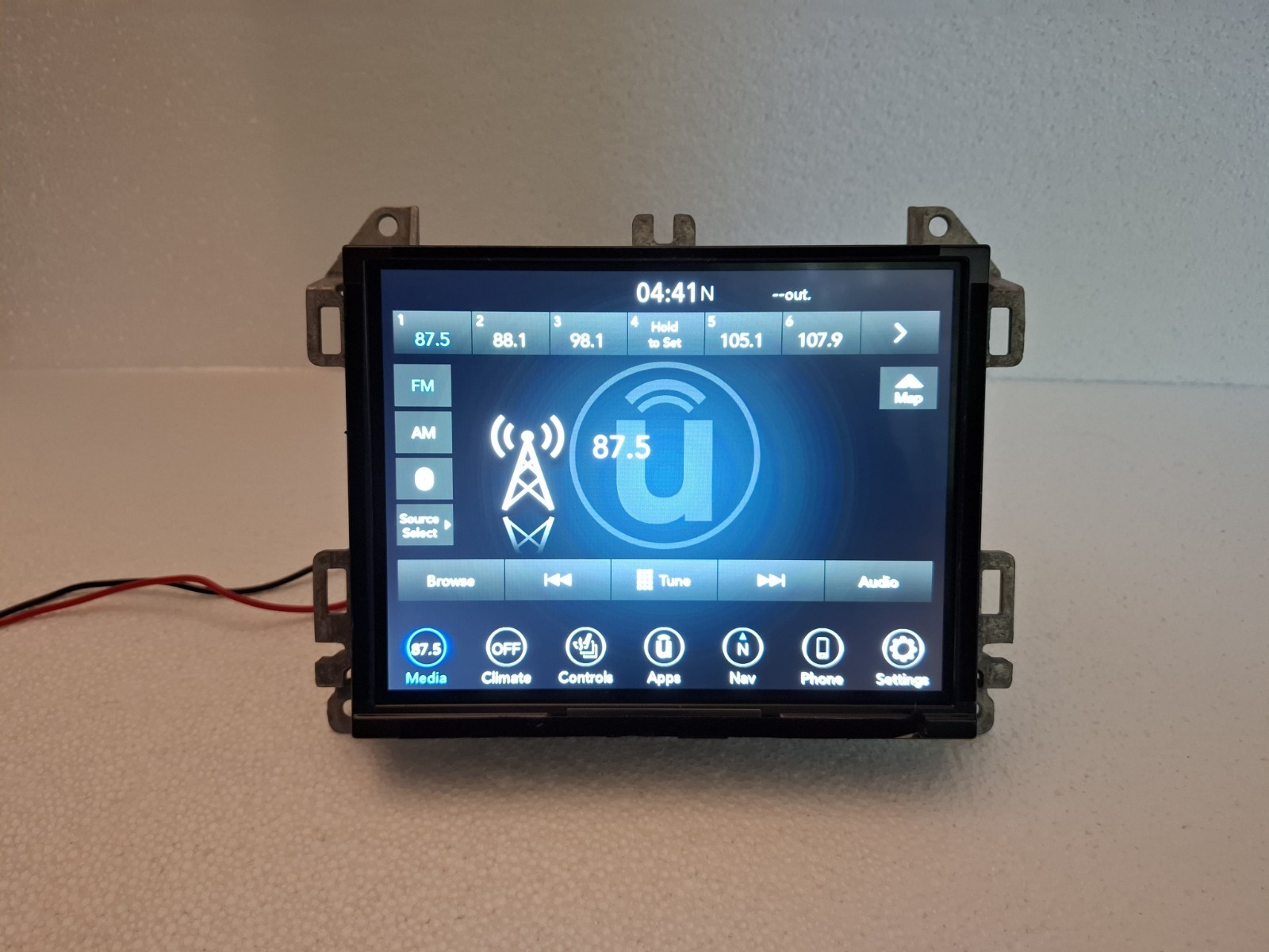 18-23 Jeep Wrangler Uconnect 8.4″ Radio Display Screen CarPlay & Android Auto