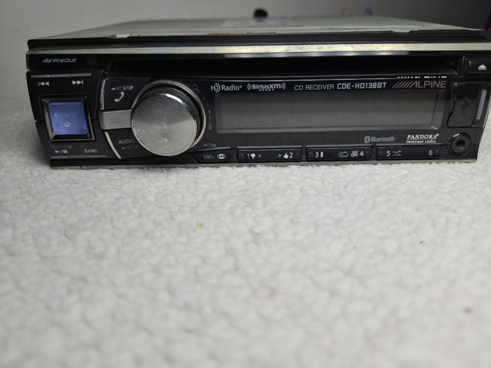 Alpine CDE-HD138BT Single Din Car Stereo w/ Case – Bluetooth CD Player Aux Usb
