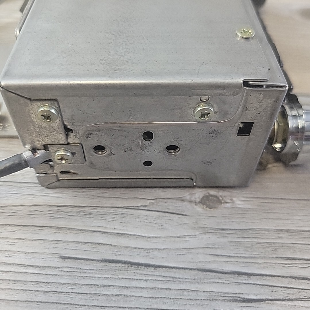 Vintage Hitachi Car Radio TM-403HCR 12V Intergrated Circuit