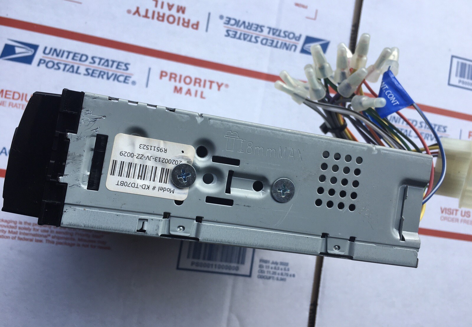 Used JVC KD-TD70BT CD RECEIVER CAR AUDIO – USB Bluetooth AUX CD MP3
