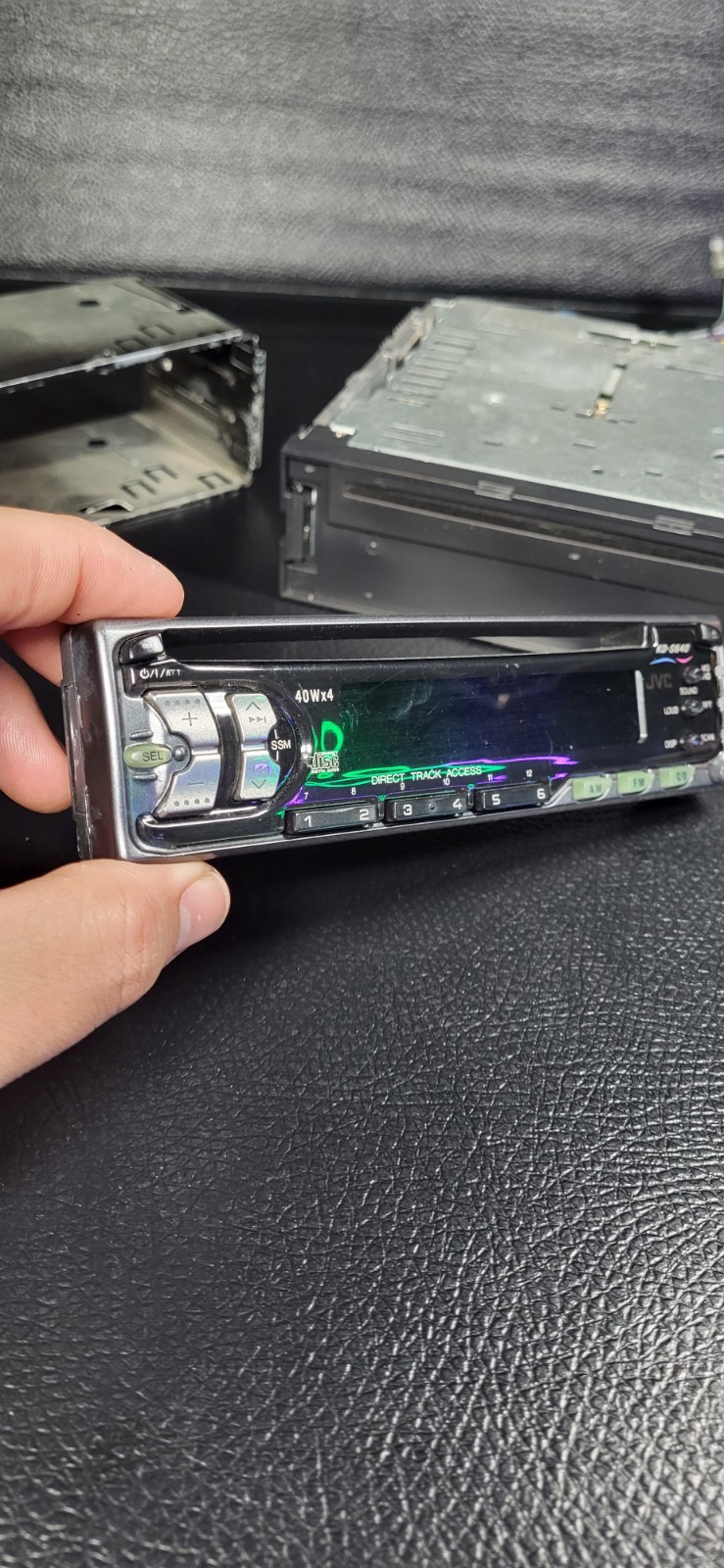 JVC KD-S640 CD Player In Dash Receiver with Removable Face (1999)