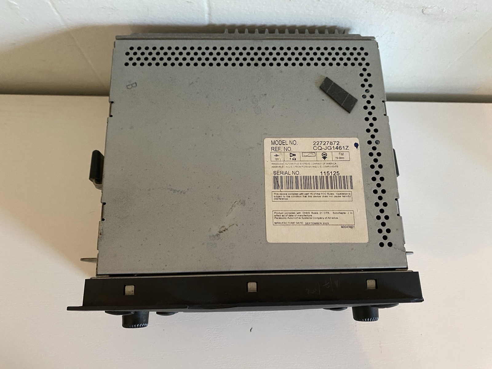 OEM – 2004 2005 Saturn Ion Vue Radio Cd Mp3 Player Manual’s OEM