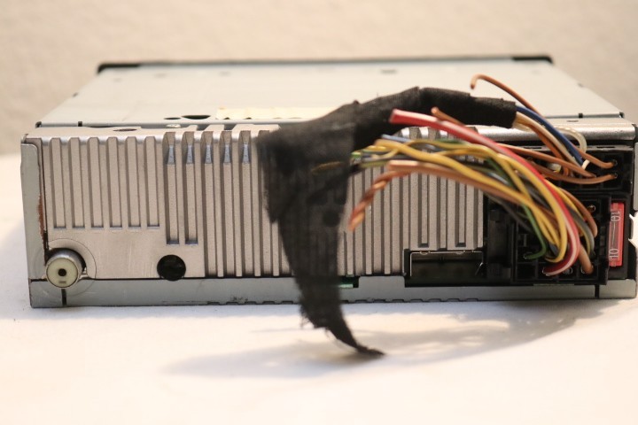 MERCEDES BE6003 CASSETTE STEREO 1999-2003 E320 SLK CLK430 W208 W/code
