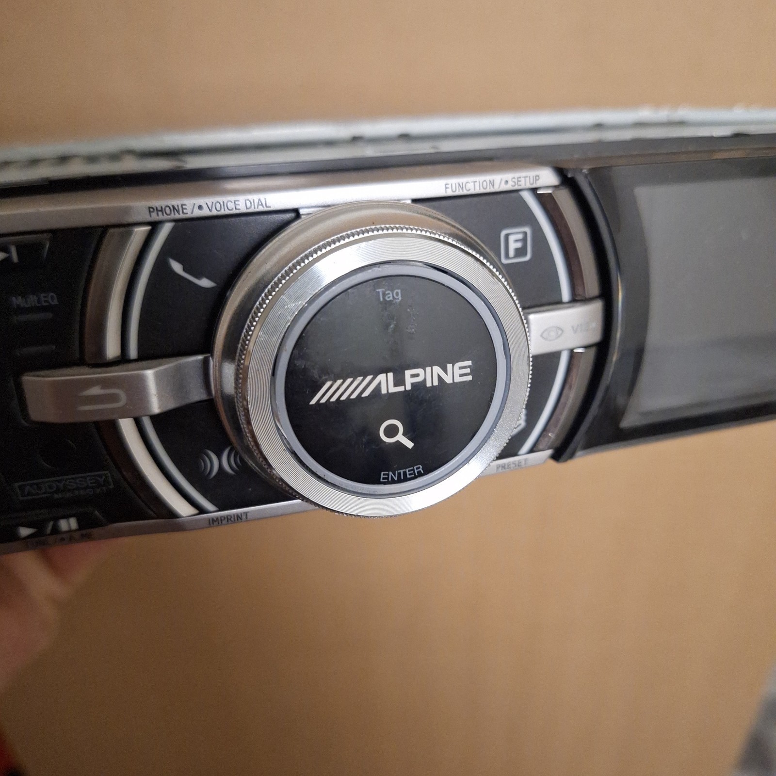 Alpine iDA-X305S Digital Media Head Unit