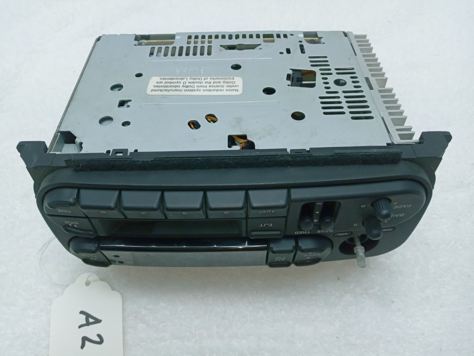 New-Take Out from Dealer AM FM Cassette 1998-02 Dodge Chrysler Jeep P56038931AB