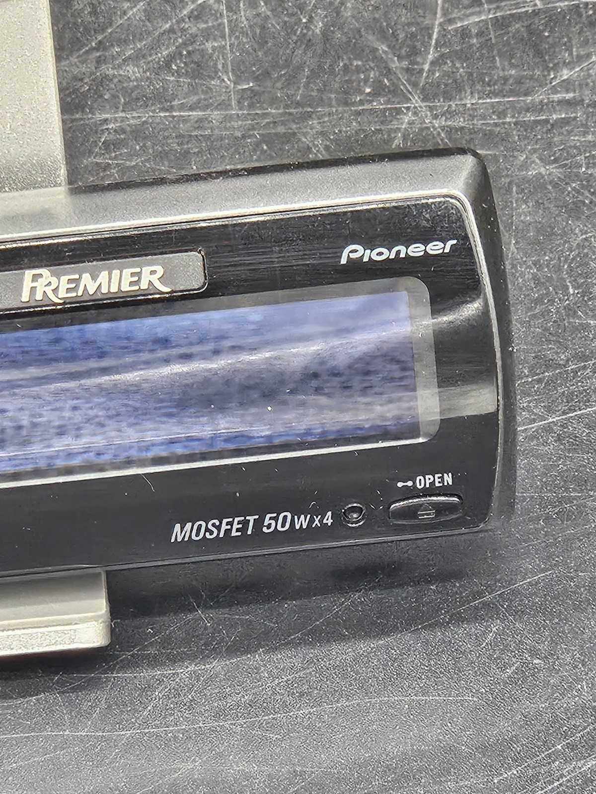 PIONEER PREMIER DEH-P680MP Cd Player Receiver Stereo FACE & CASE ONLY