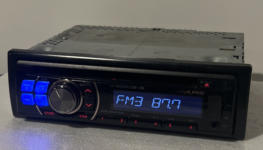 ✅ALPINE CDE-100 CAR AUDIO STEREO CD RECEIVER IN DASH USB AUX Car Audio Stereo.