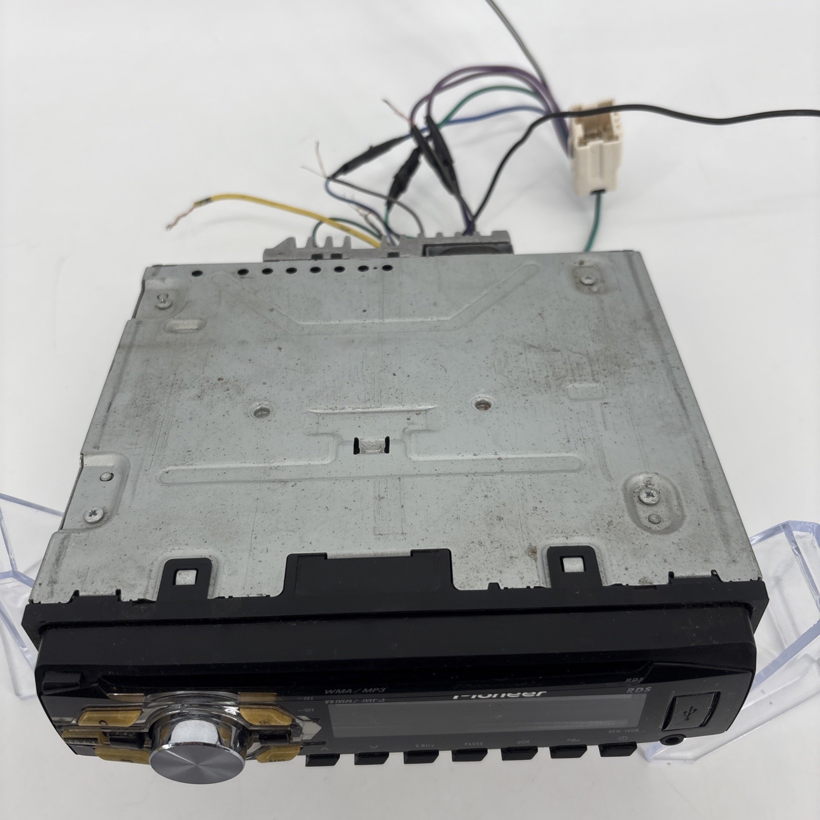 Pioneer DEH-14UB Car Stereo CD/MP3 Receiver – Untested