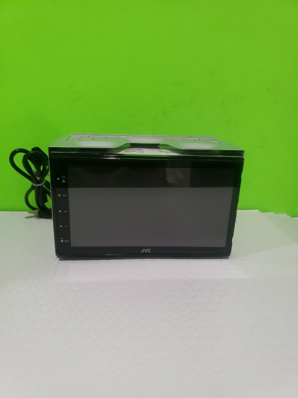 JVC KW-M180BT 6.8″ Multimedia Receiver Double-DIN with Bluetooth & USB Mirroring