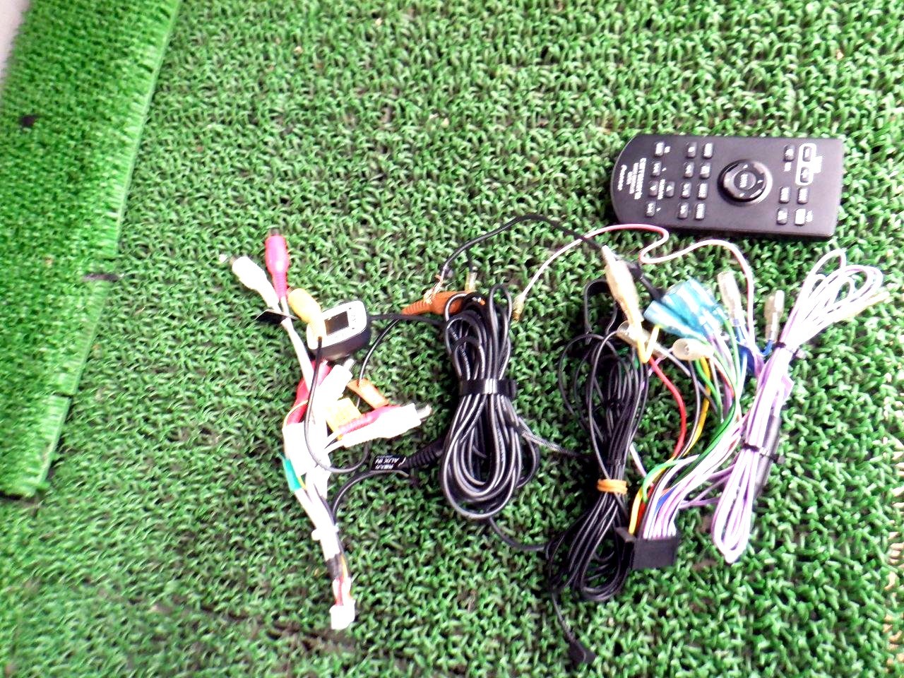 Pioneer carrozzeria DMH-SF700 Car Stereo Apple CarPlay For Parts Untested AS-IS
